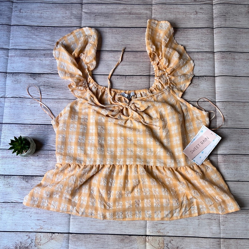 NWT SWEET RAIN 2x Peach and white blouse.